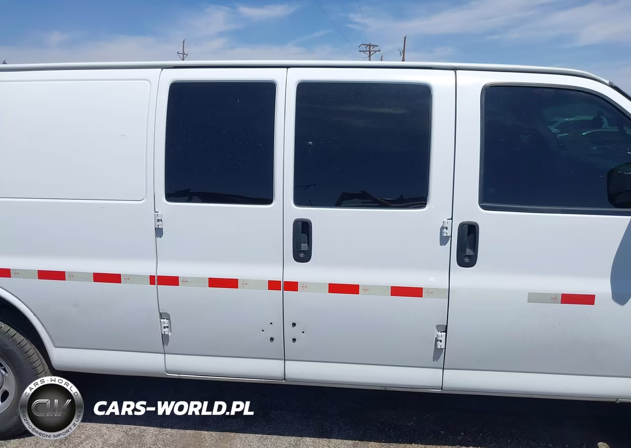 2015 Chevrolet Express 3500 Work Van VIN:1GCZGUCG5F1149834 - 13