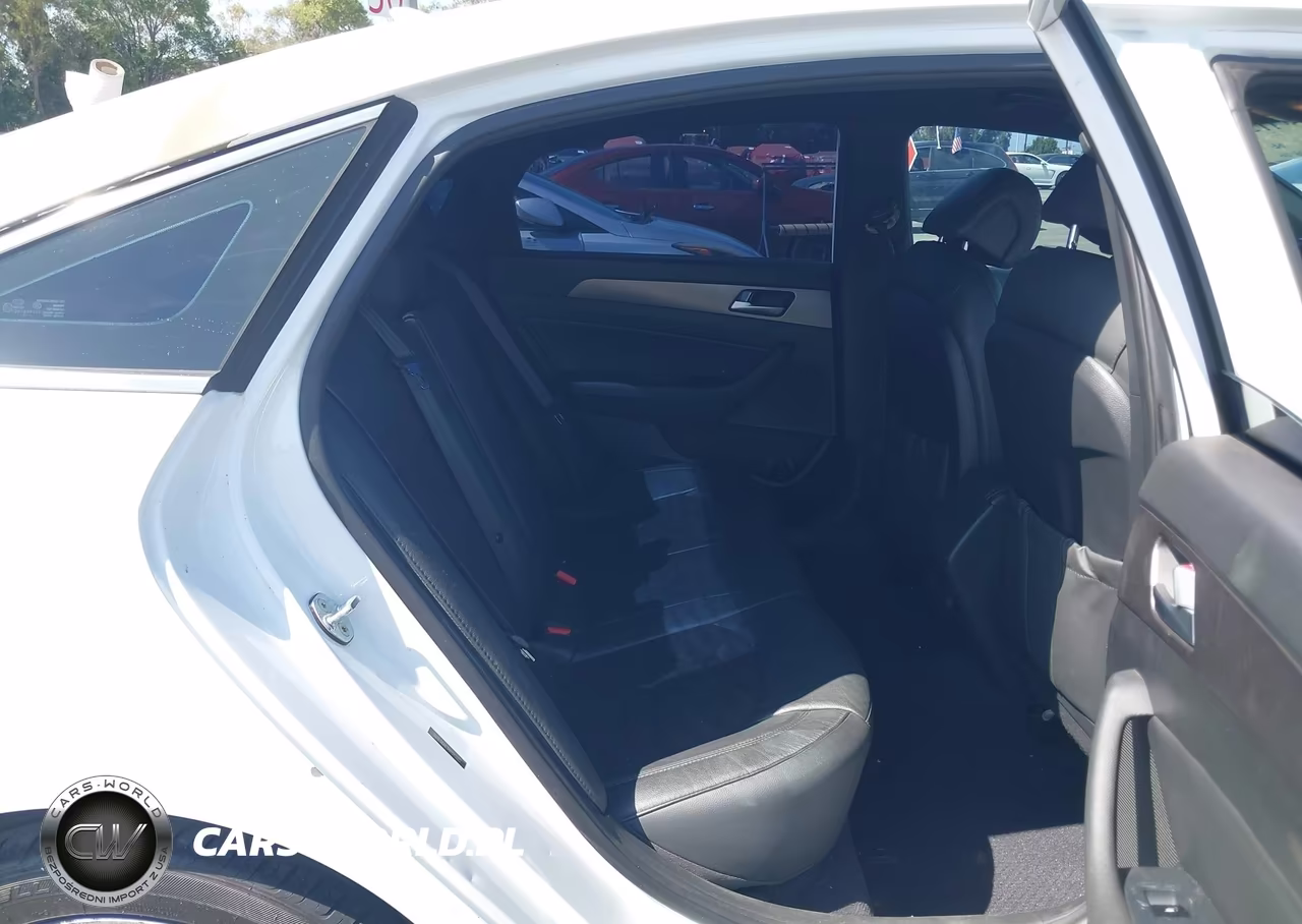 2017 Hyundai Sonata Sport 2.0T VIN:5NPE34AB2HH549802 - 8