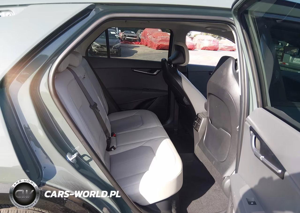 2025 Kia Niro Ex Touring VIN:KNDCR3LE6S5238212 - 8