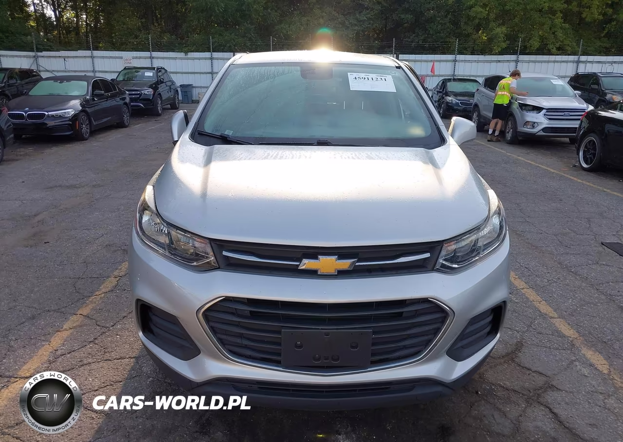 2020 Chevrolet Trax Awd Ls VIN:3GNCJNSBXLL125771 - 12