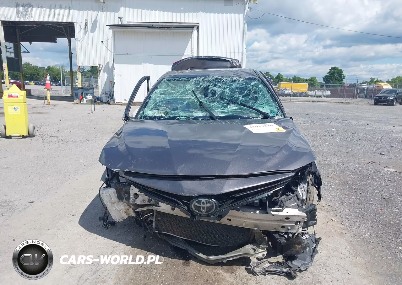 2022 Toyota Camry Le VIN:4T1C11AK1NU663671 - 11