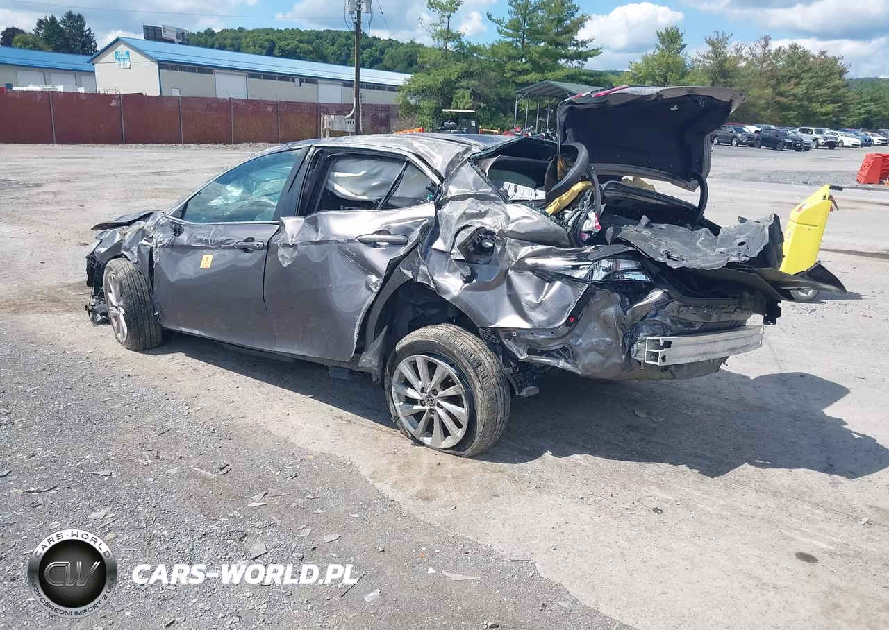 2022 Toyota Camry Le VIN:4T1C11AK1NU663671 - 3
