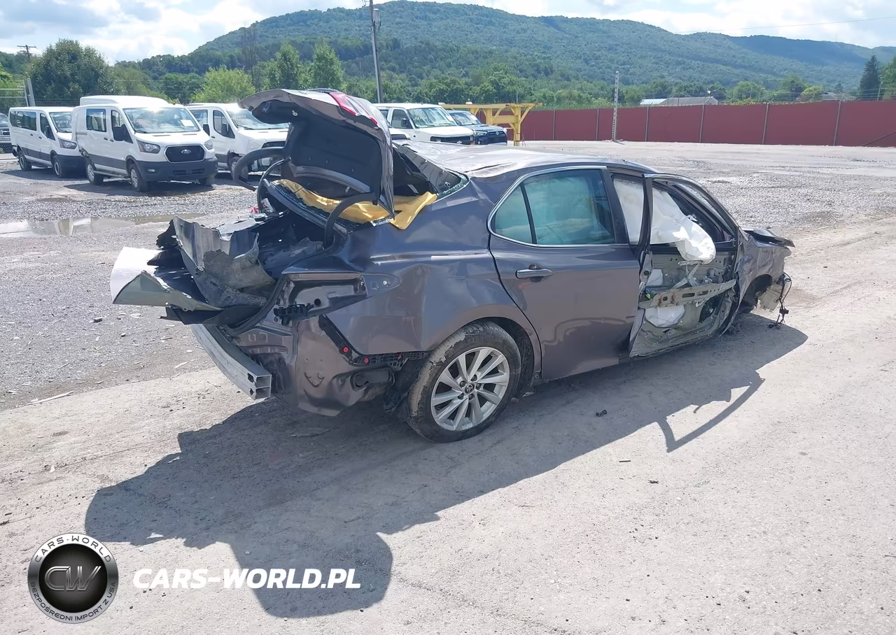 2022 Toyota Camry Le VIN:4T1C11AK1NU663671 - 4