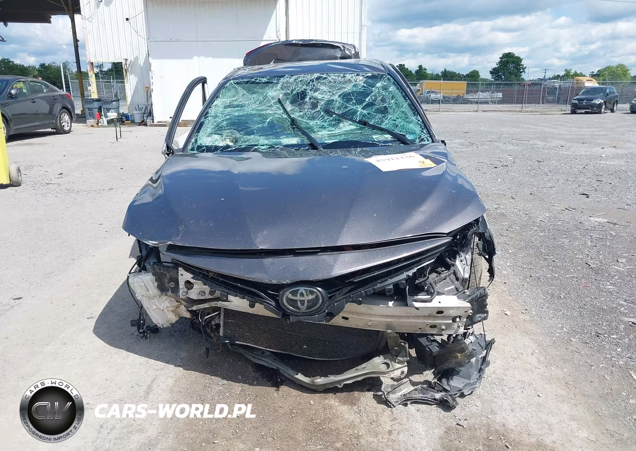 2022 Toyota Camry Le VIN:4T1C11AK1NU663671 - 6