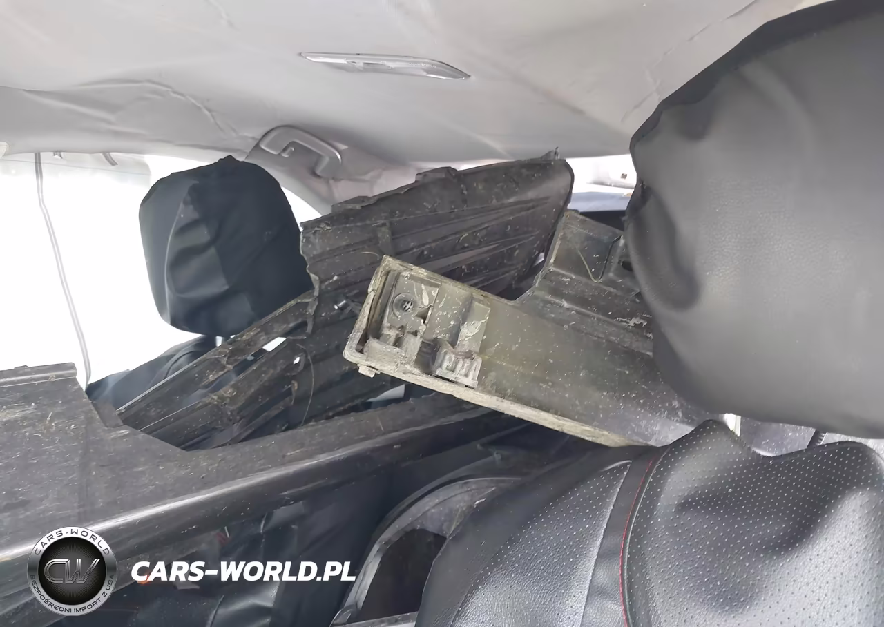 2022 Toyota Camry Le VIN:4T1C11AK1NU663671 - 8