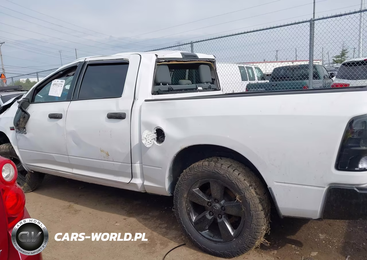 2015 Ram 1500 Express VIN:3C6RR7KT5FG660902 - 14