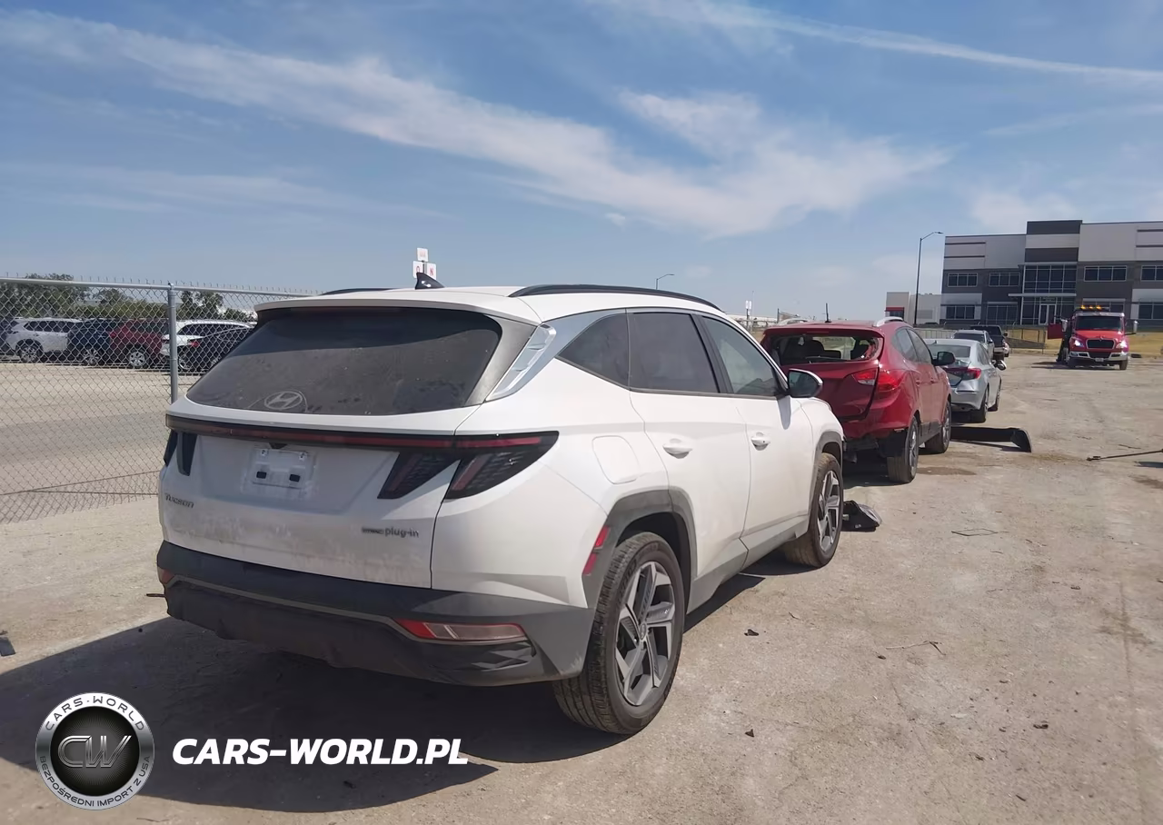 2022 Hyundai Tucson Plug-In Hybrid Sel VIN:KM8JBDA25NU070465 - 4