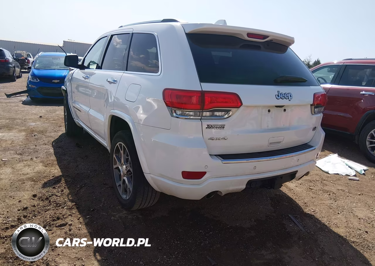2020 Jeep Grand Cherokee Overland 4X4 VIN:1C4RJFCG9LC375890 - 3