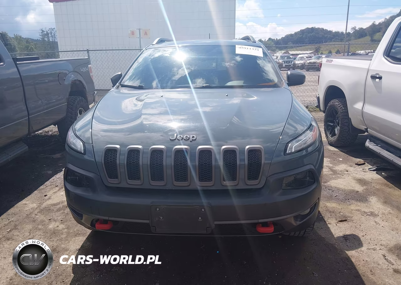 2015 Jeep Cherokee Trailhawk VIN:1C4PJMBS8FW650444 - 12