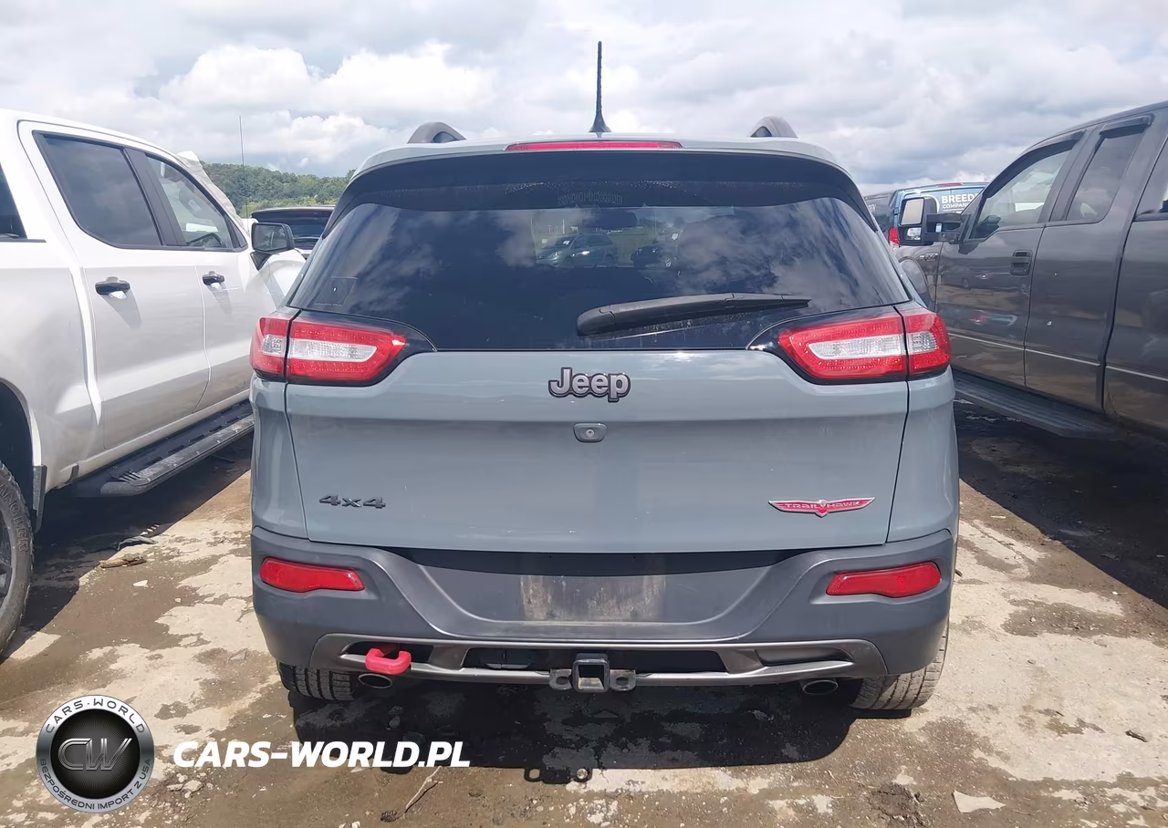 2015 Jeep Cherokee Trailhawk VIN:1C4PJMBS8FW650444 - 16