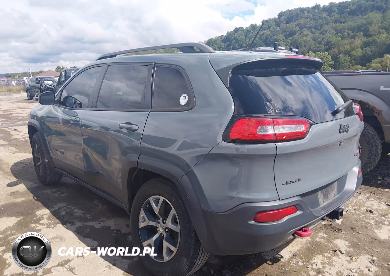 2015 Jeep Cherokee Trailhawk VIN:1C4PJMBS8FW650444 - 3