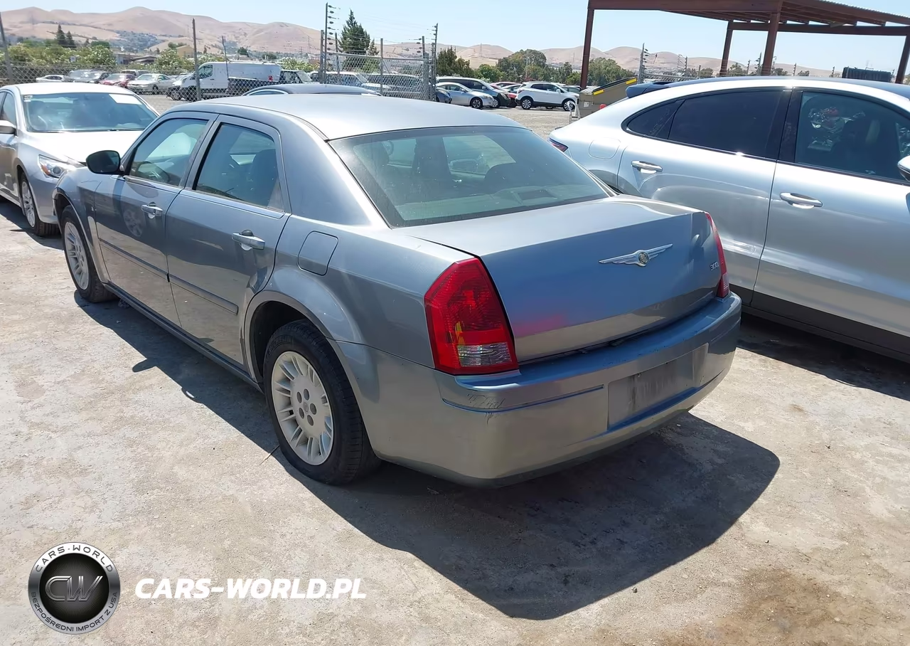 2006 Chrysler 300 VIN:2C3KA43RX6H212193 - 3