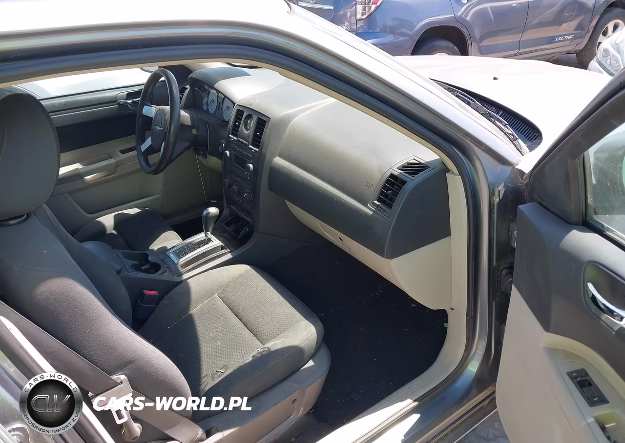 2006 Chrysler 300 VIN:2C3KA43RX6H212193 - 5