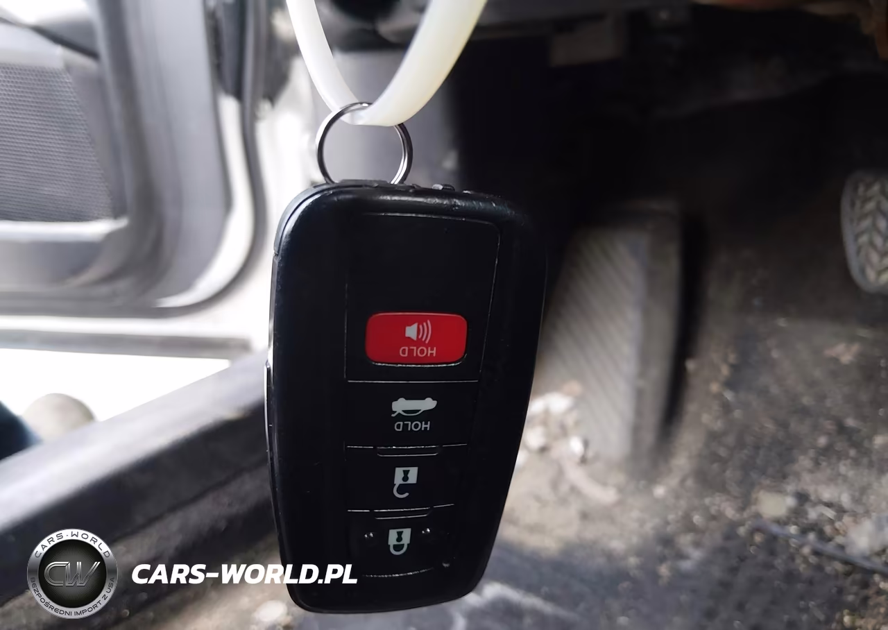2022 Toyota Camry Le Hybrid VIN:4T1C31AK6NU576309 - 11