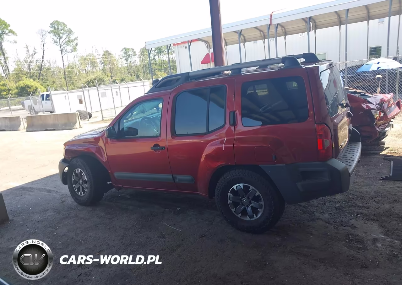 2015 Nissan Xterra Pro-4X VIN:5N1AN0NW5FN660738 - 14