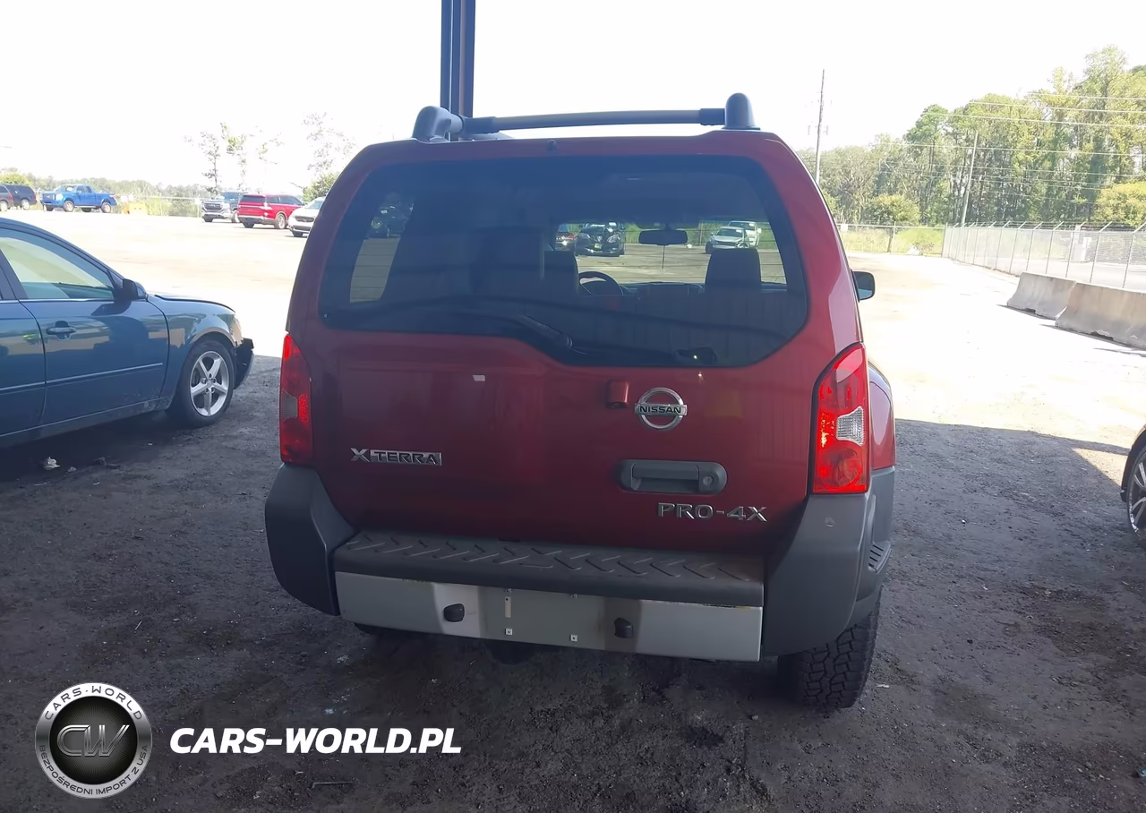 2015 Nissan Xterra Pro-4X VIN:5N1AN0NW5FN660738 - 16