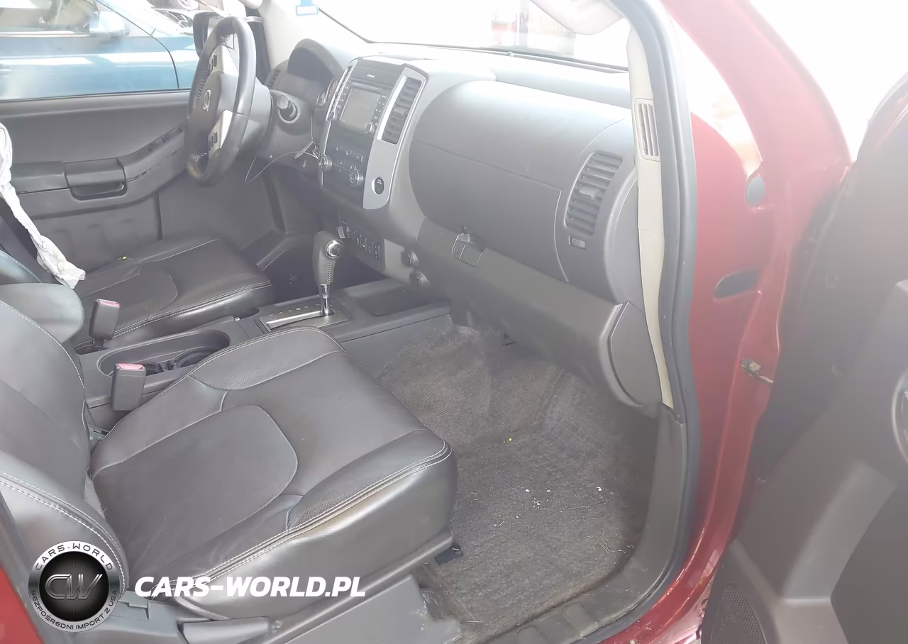 2015 Nissan Xterra Pro-4X VIN:5N1AN0NW5FN660738 - 5