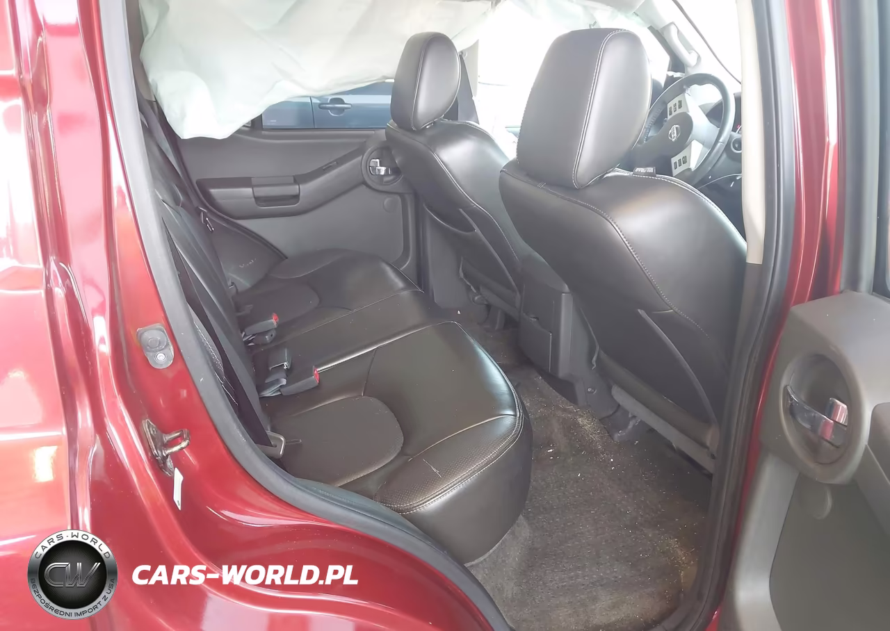 2015 Nissan Xterra Pro-4X VIN:5N1AN0NW5FN660738 - 8