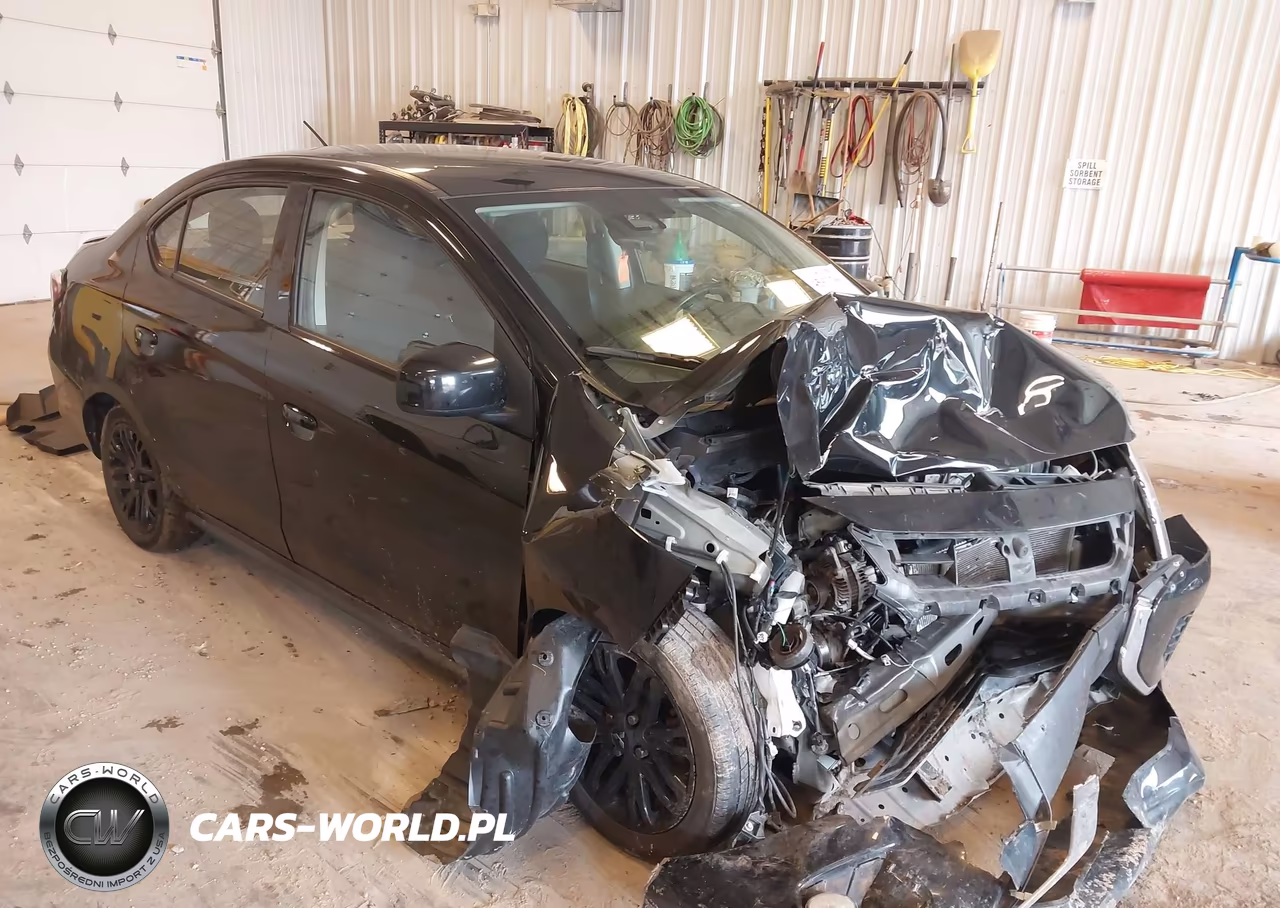 2022 Mitsubishi Mirage G4 Black Edition-Es-Le – zdjęcie 1 z 16