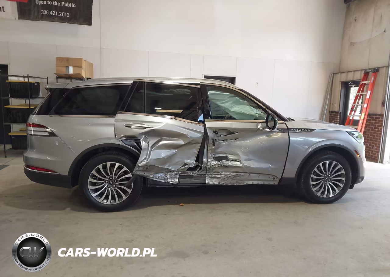2021 Lincoln Aviator Reserve VIN:5LM5J7XC8MGL03447 - 13
