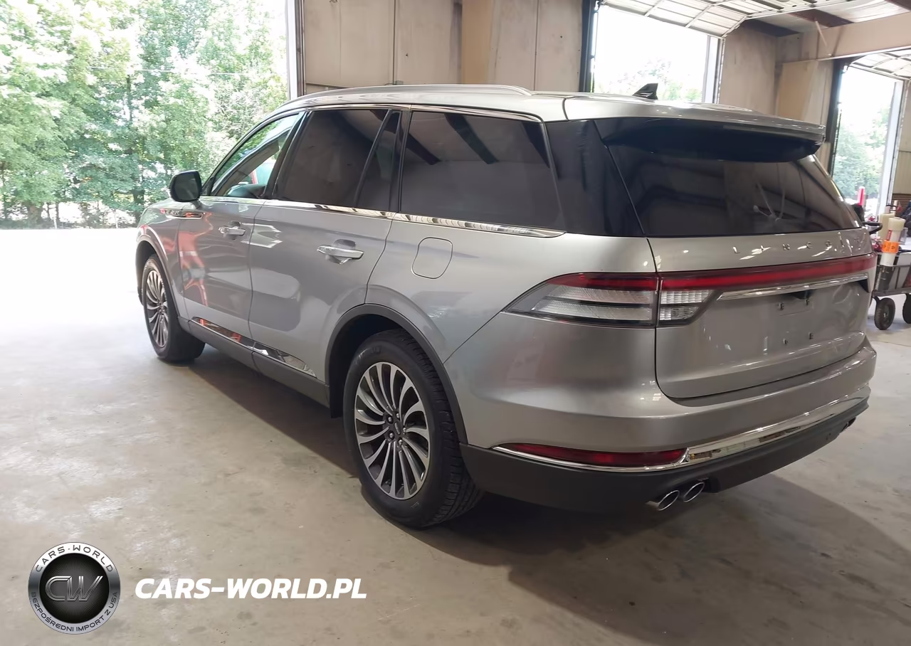 2021 Lincoln Aviator Reserve VIN:5LM5J7XC8MGL03447 - 3
