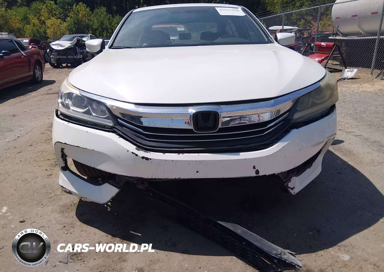 2017 Honda Accord Sport VIN:1HGCR2F52HA026866 - 17