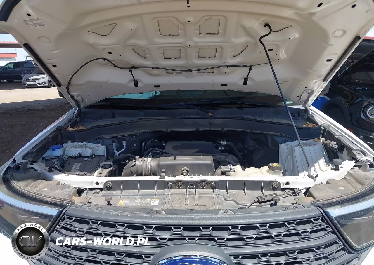 2020 Ford Explorer VIN:1FMSK7BH8LGA19742 - 10