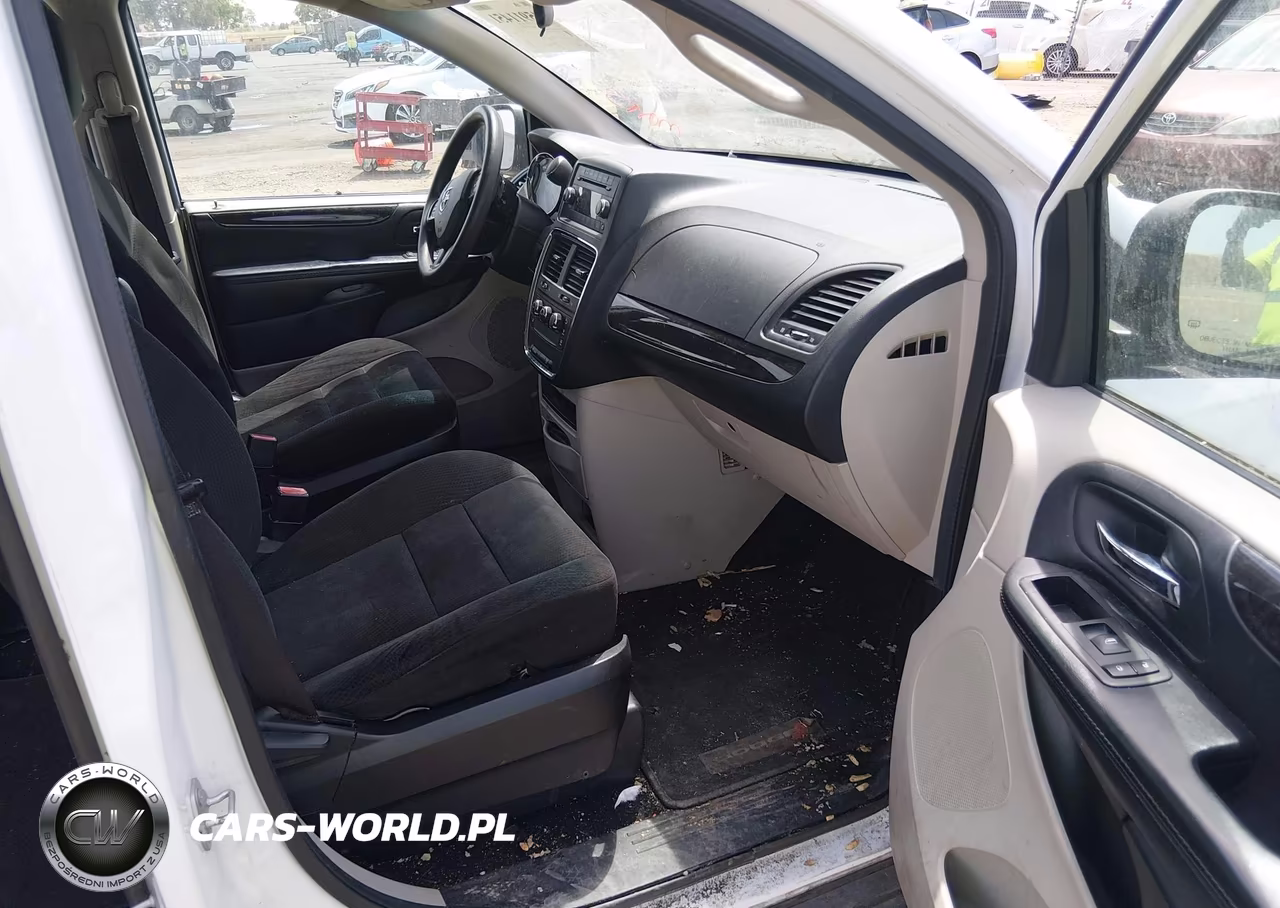 2015 Dodge Grand Caravan American Value Pkg VIN:2C4RDGBG9FR606488 - 5