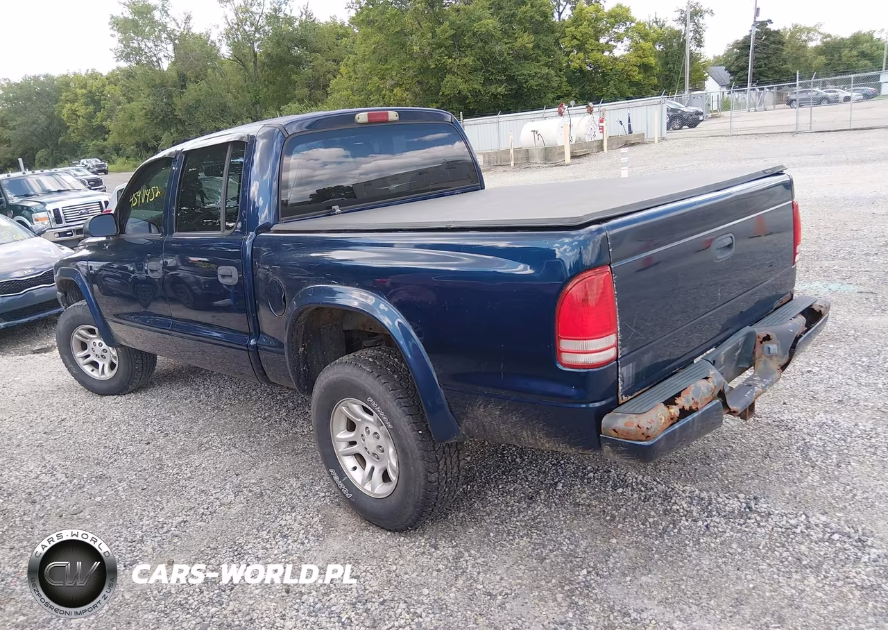 2002 Dodge Dakota Sport VIN:1B7HG38N82S646233 - 3