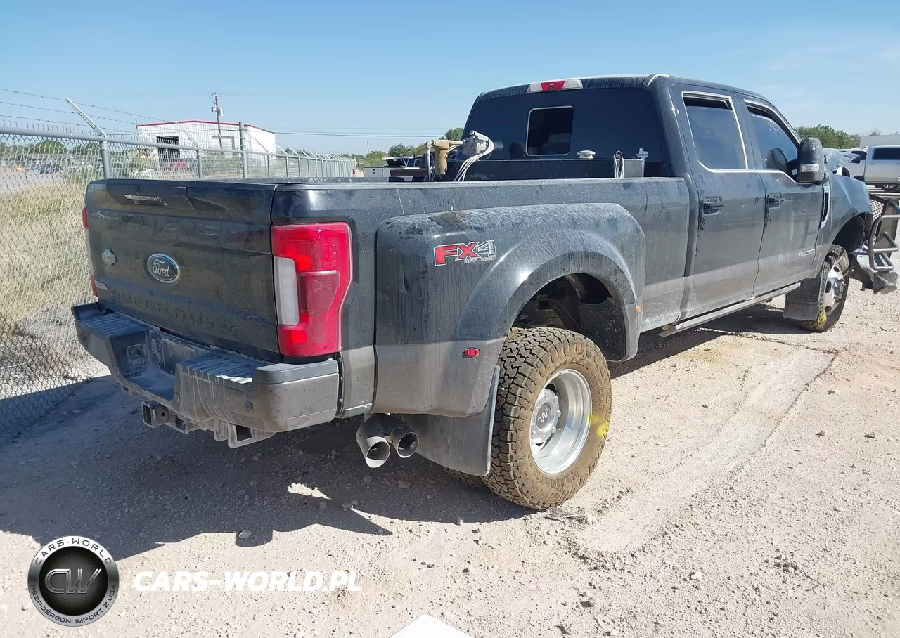 2017 Ford F-350 King Ranch VIN:1FT8W3DT4HEE94143 - 4