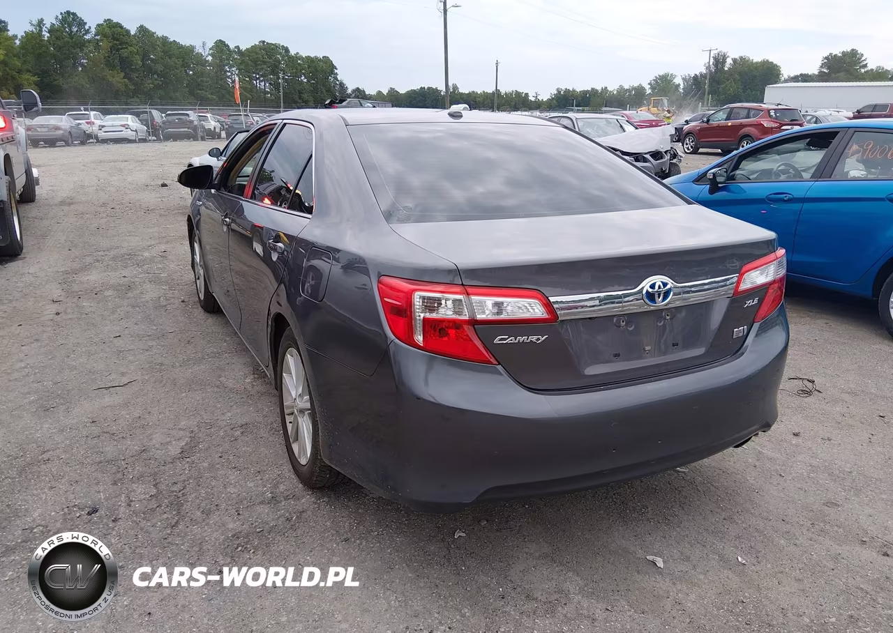 2014 Toyota Camry Hybrid Xle VIN:4T1BD1FK0EU126477 - 3