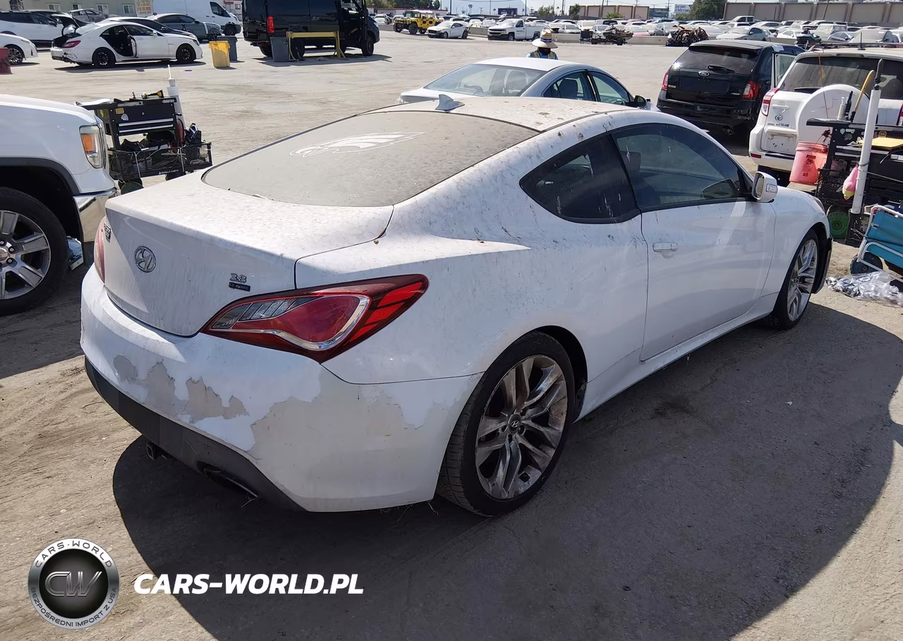 2014 Hyundai Genesis 3.8 R-Spec VIN:KMHHU6KJ6EU120011 - 4