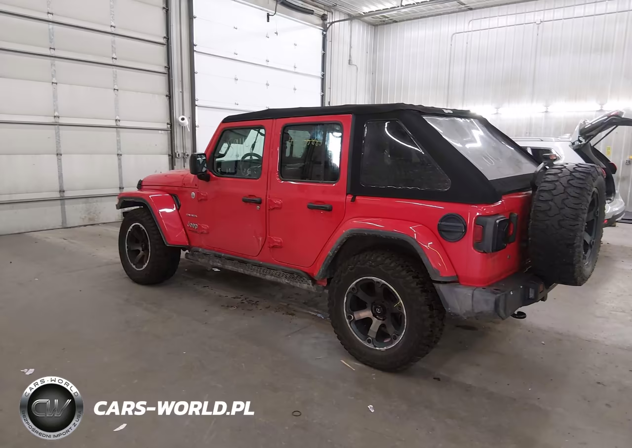 2018 Jeep Wrangler Unlimited Sahara VIN:1C4HJXEG2JW291808 - 3