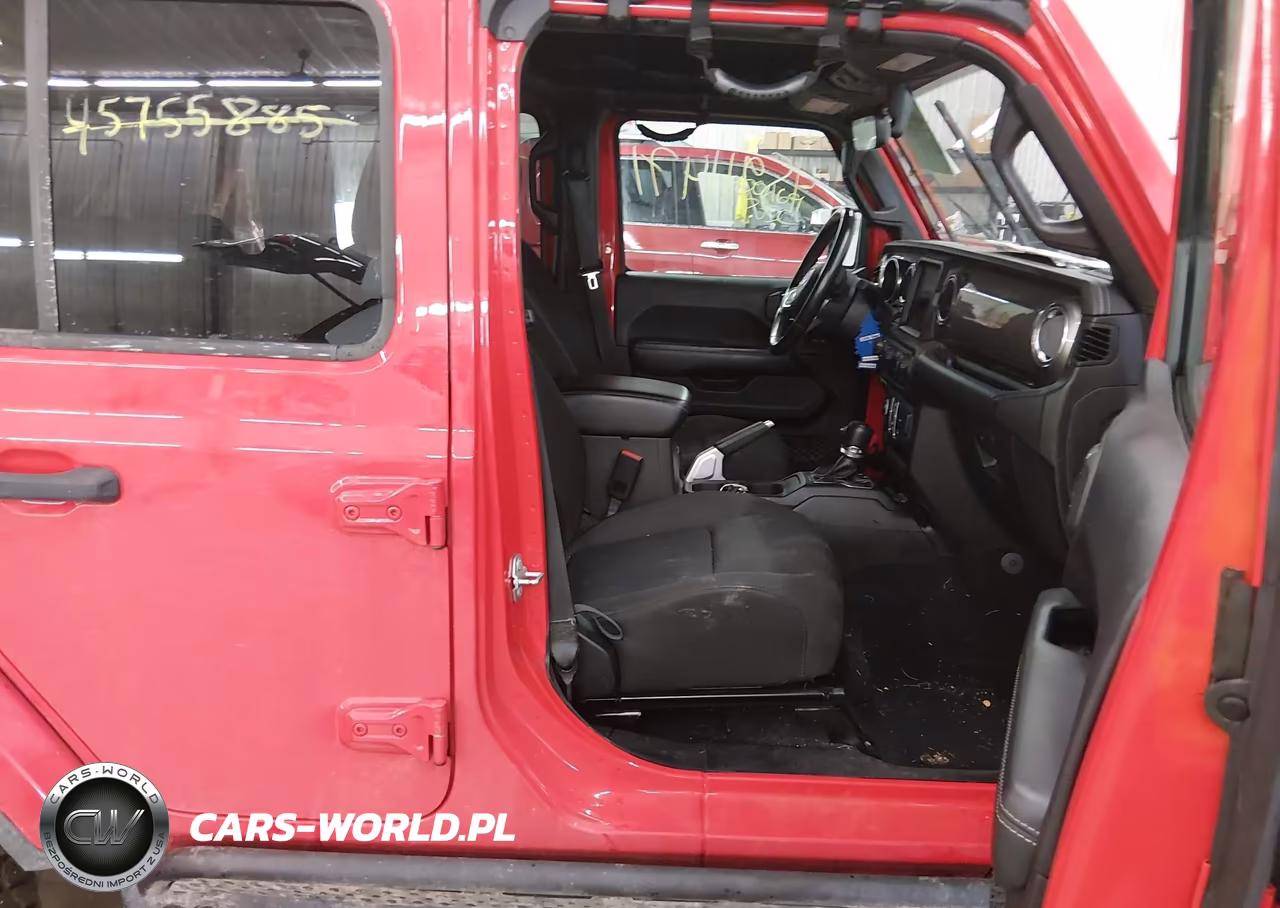 2018 Jeep Wrangler Unlimited Sahara VIN:1C4HJXEG2JW291808 - 5