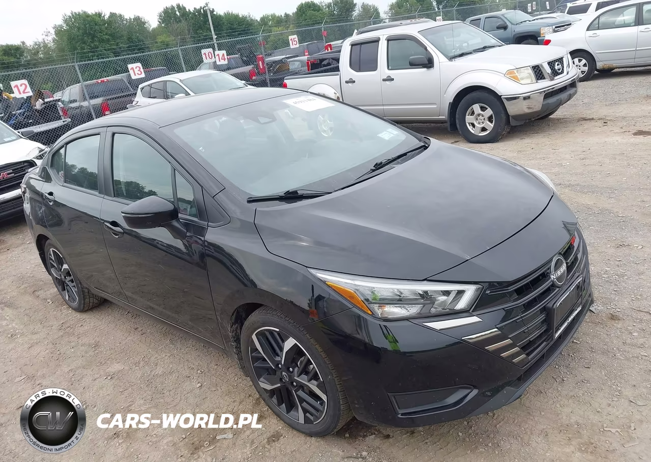 2024 Nissan Versa 1.6 Sr