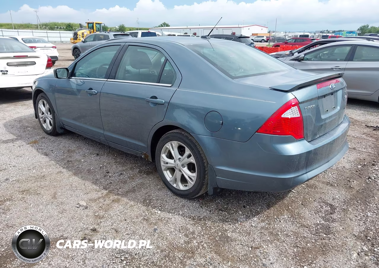 2012 Ford Fusion Se VIN:3FAHP0HA5CR176497 - 3