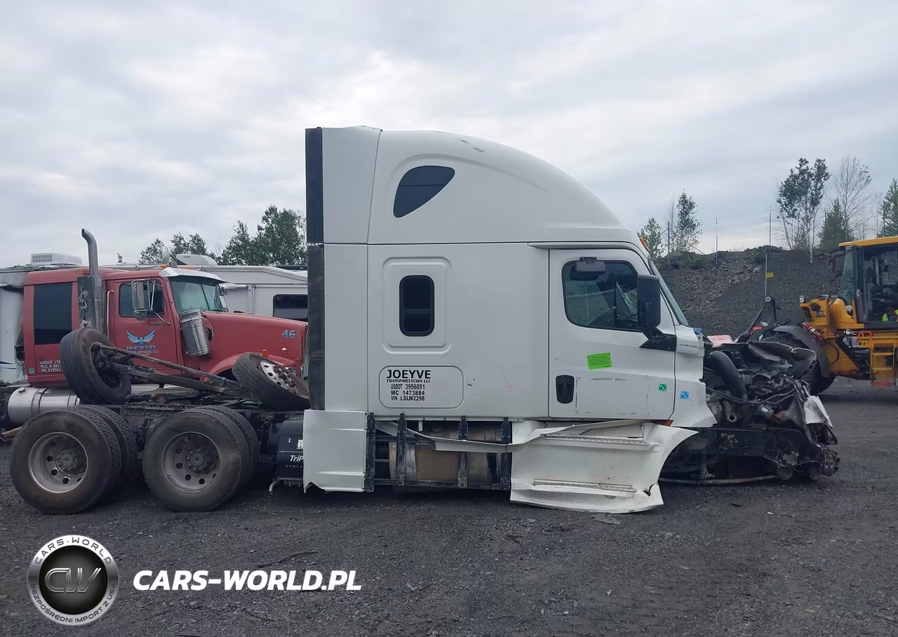 2020 Freightliner New Cascadia 126 VIN:3AKJHHDR0LSLW2298 - 13