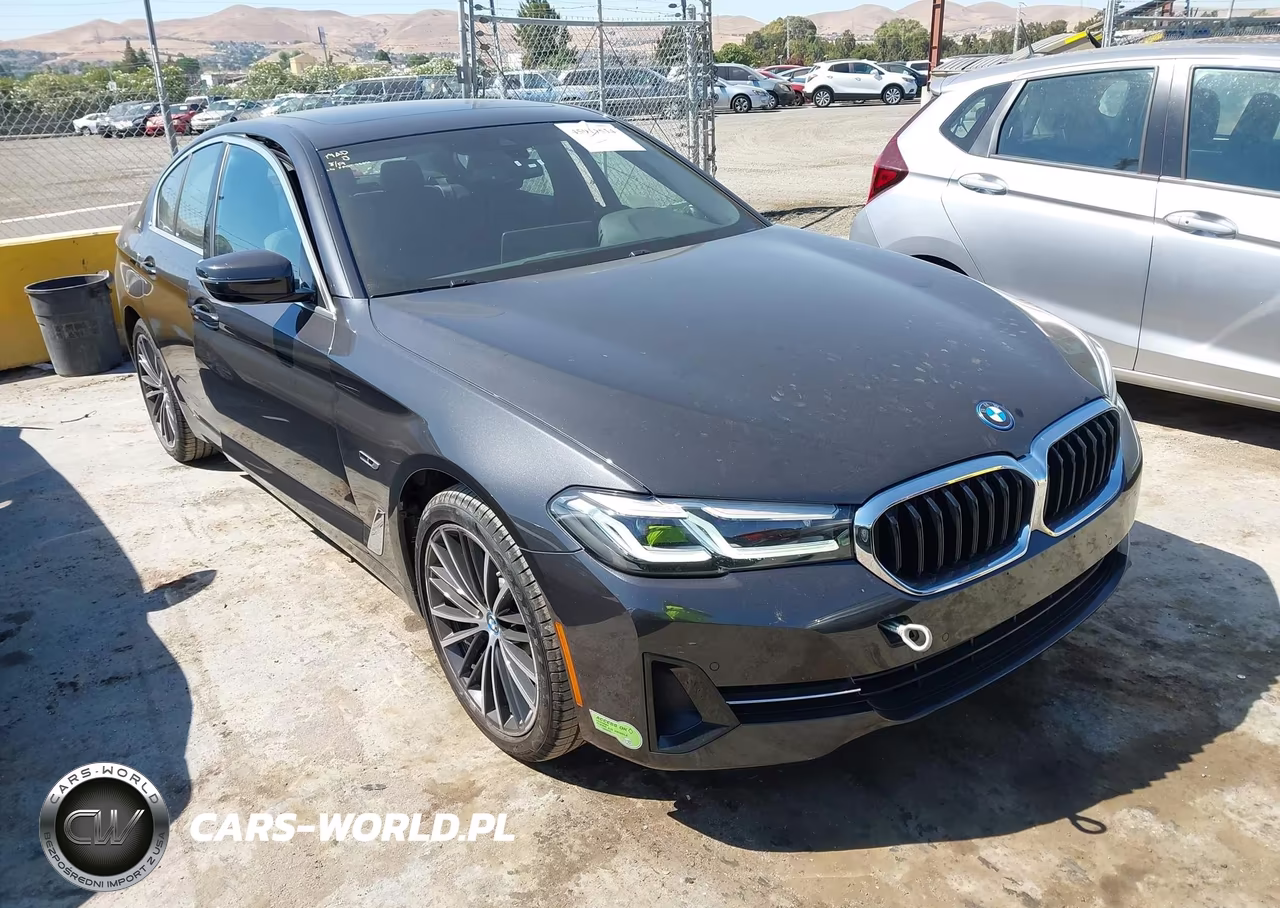 2023 BMW 530E