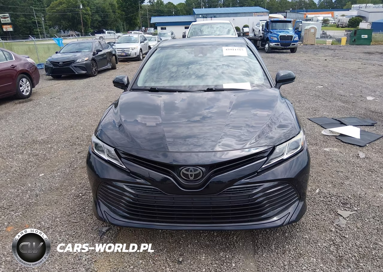 2020 Toyota Camry L VIN:4T1A11AKXLU507682 - 12