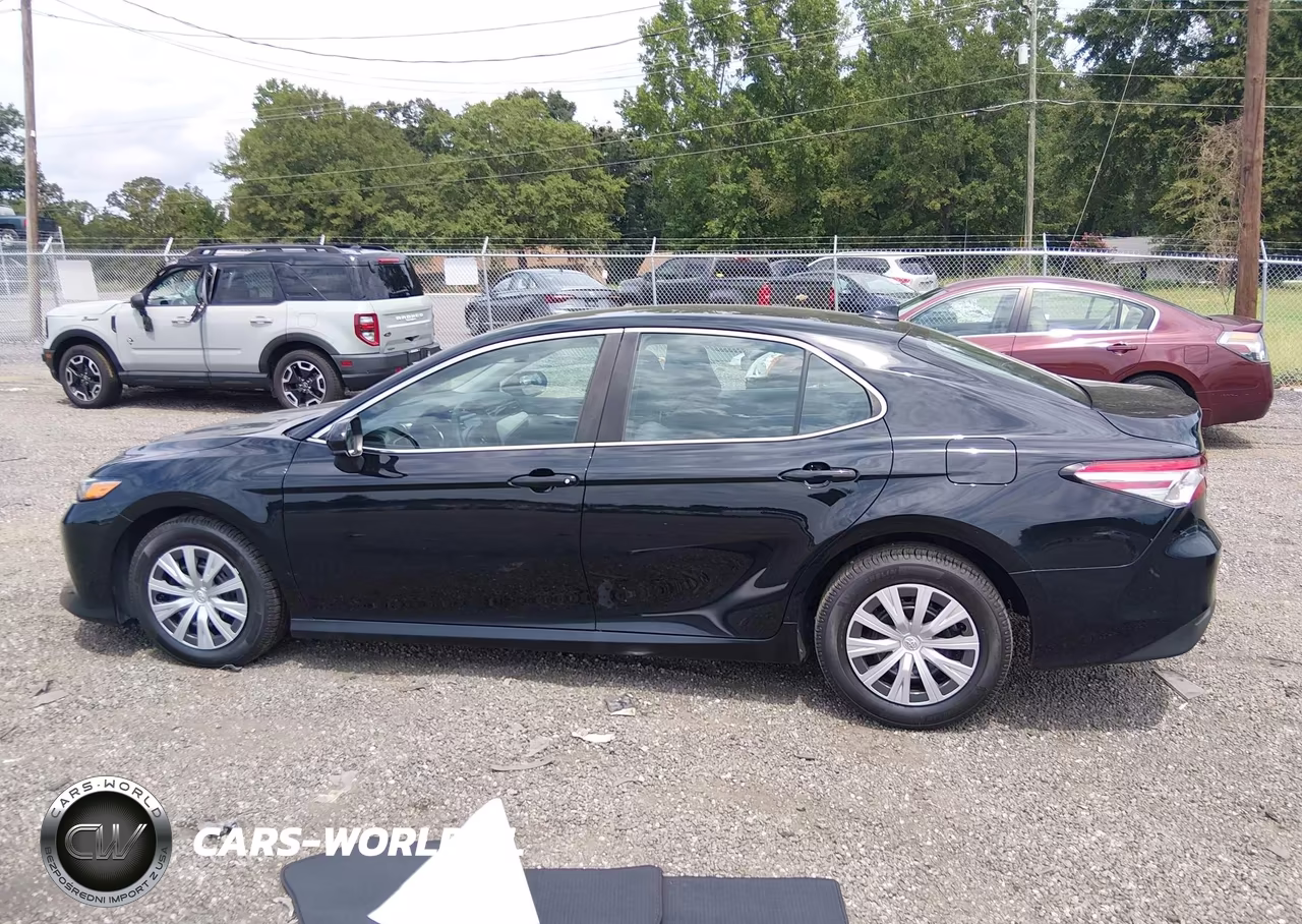 2020 Toyota Camry L VIN:4T1A11AKXLU507682 - 14