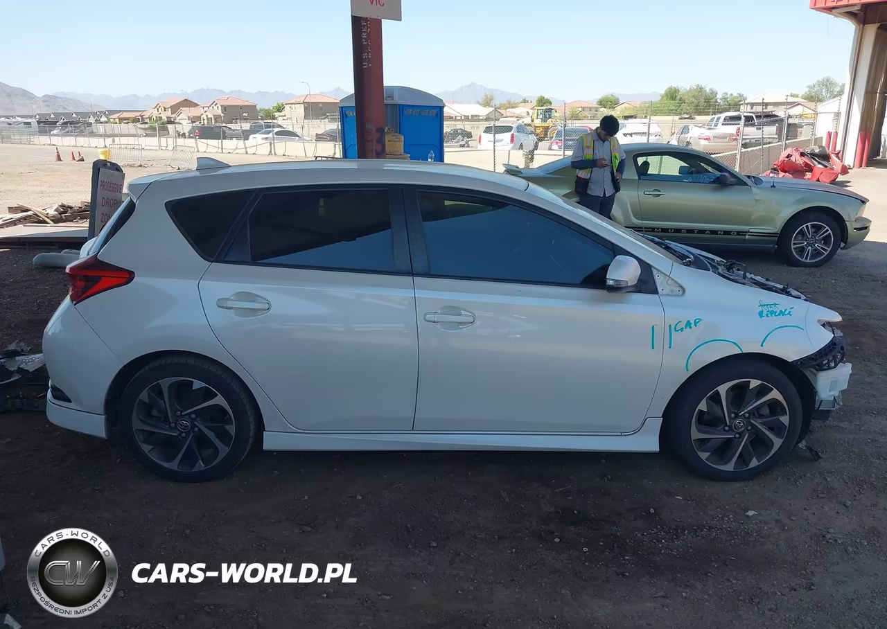 2018 Toyota Corolla Im VIN:JTNKARJE2JJ575390 - 14