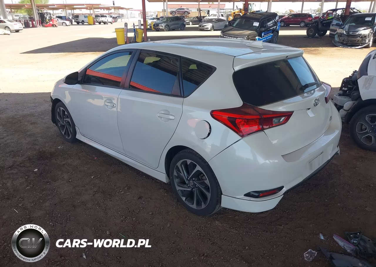 2018 Toyota Corolla Im VIN:JTNKARJE2JJ575390 - 3