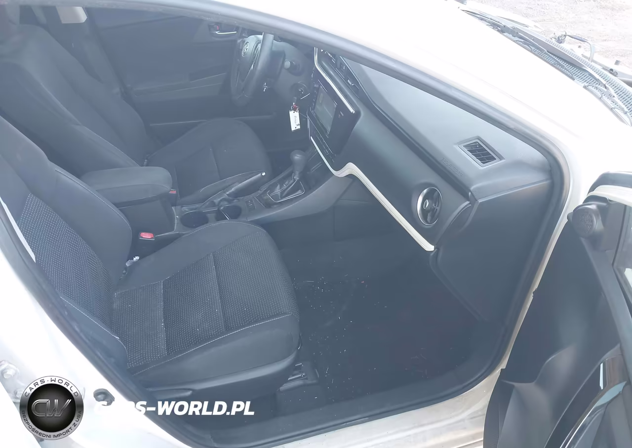 2018 Toyota Corolla Im VIN:JTNKARJE2JJ575390 - 5