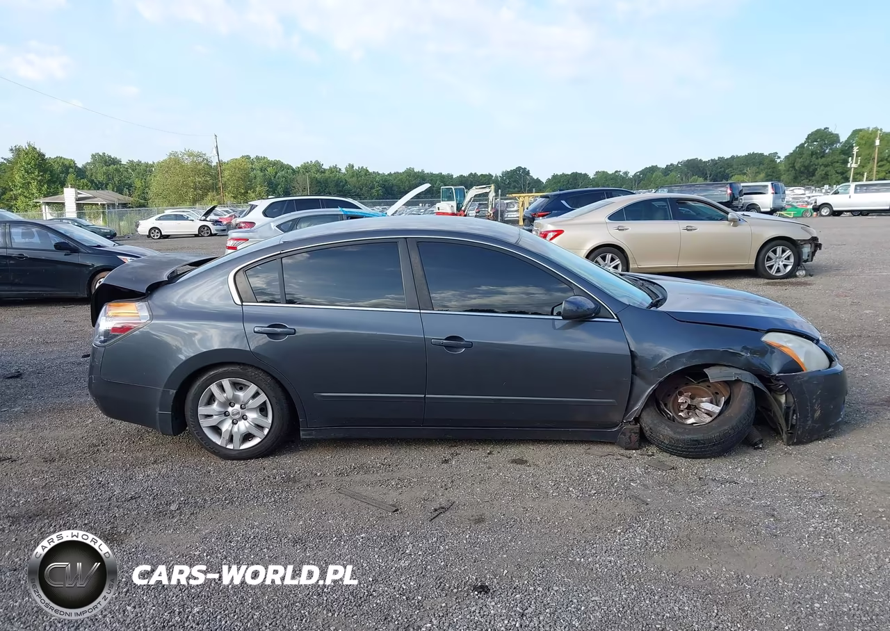 2010 Nissan Altima 2.5 S VIN:1N4AL2APXAC181312 - 14