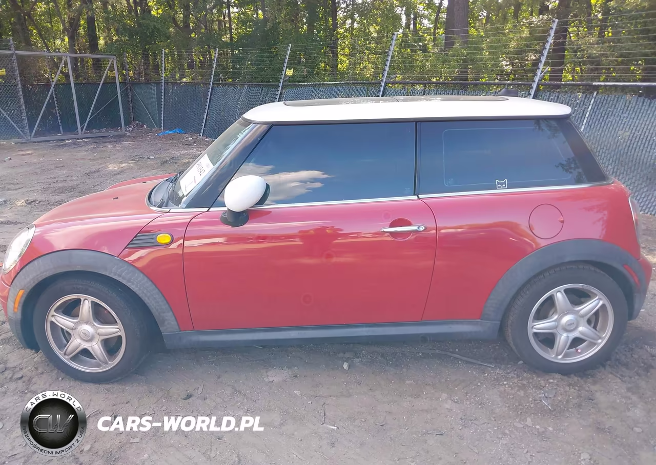 2008 Mini Cooper Hardtop VIN:WMWMF33518TT59891 - 14