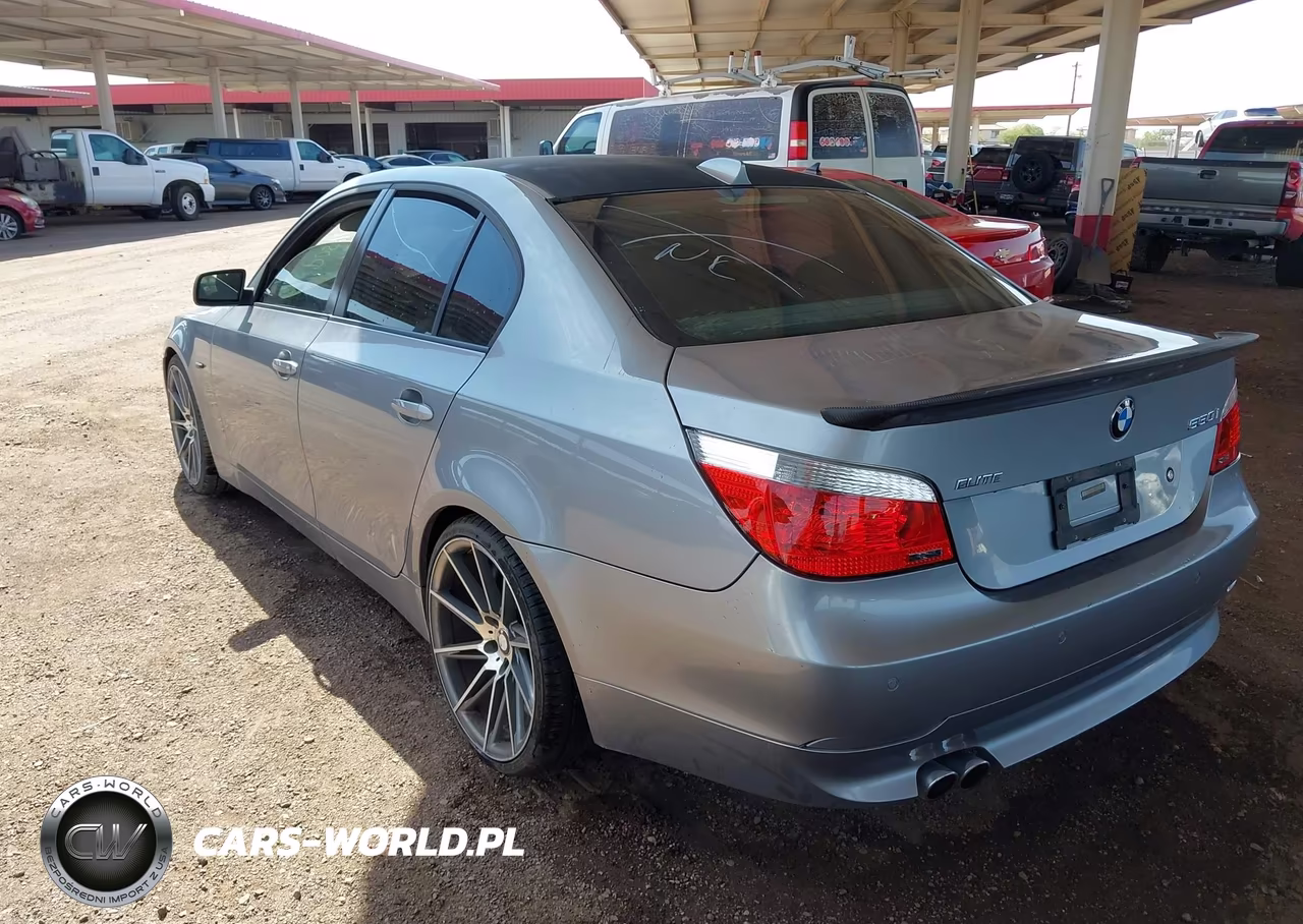 2007 BMW 550I VIN:WBANB535X7CP05415 - 3