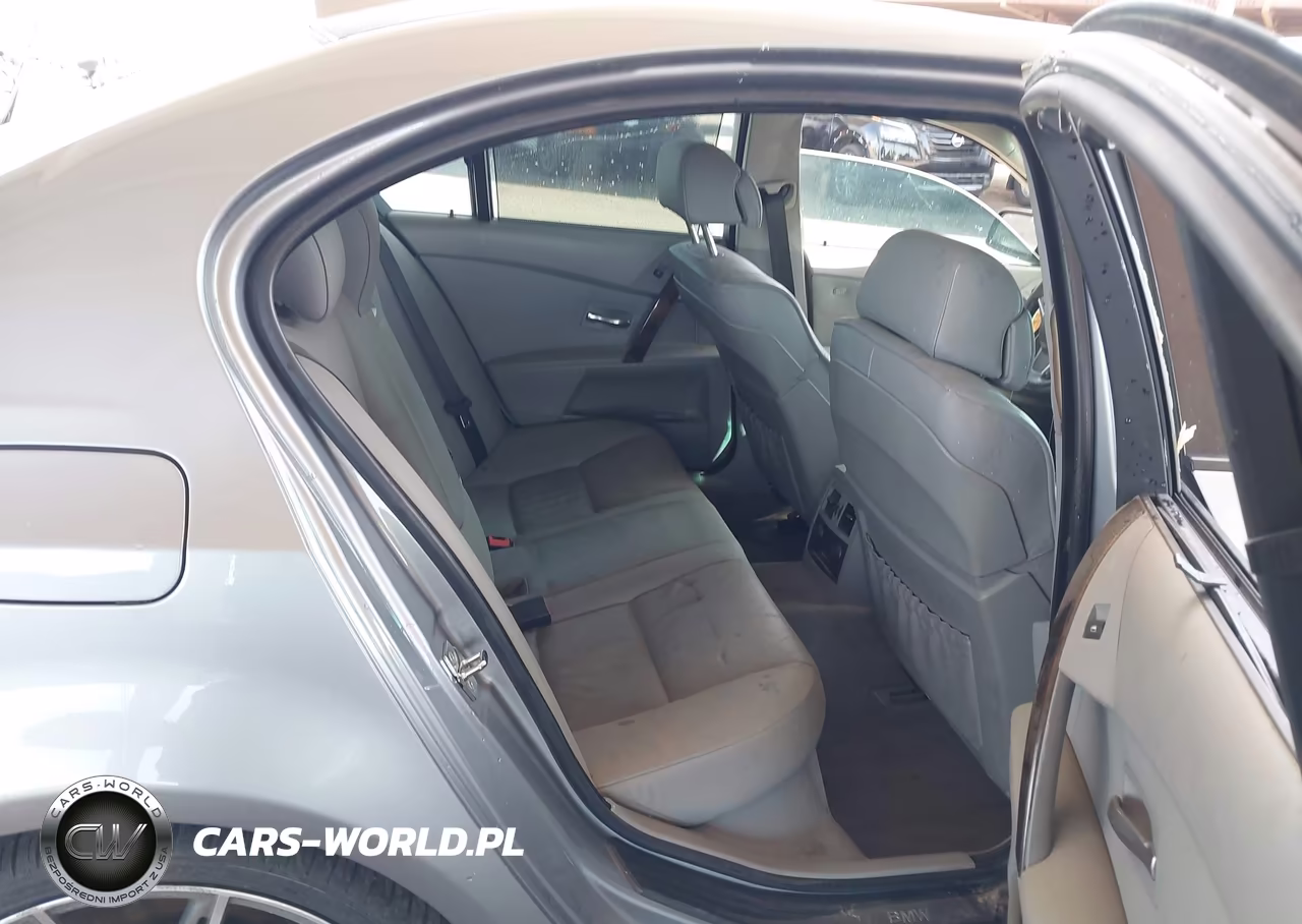 2007 BMW 550I VIN:WBANB535X7CP05415 - 8