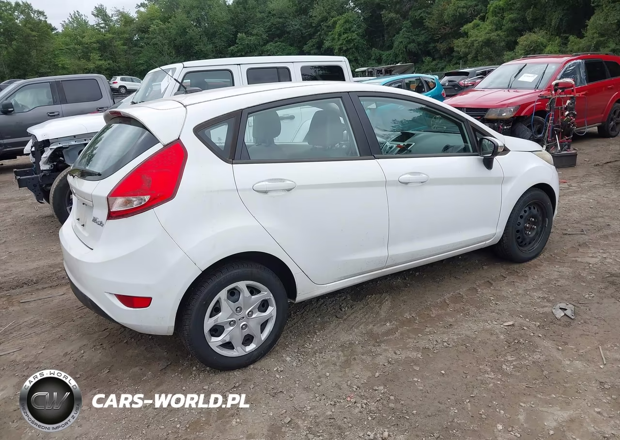 2013 Ford Fiesta Se VIN:3FADP4EJ9DM222809 - 4