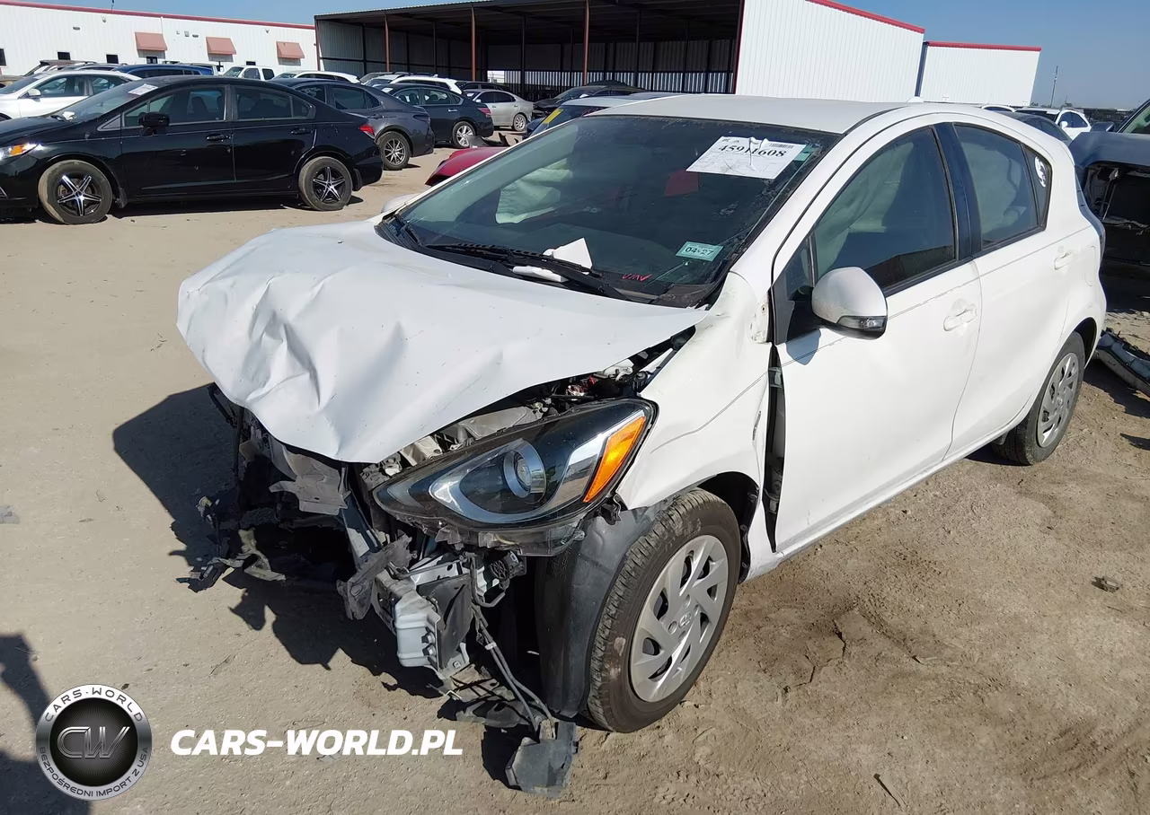 2016 Toyota Prius C One VIN:JTDKDTB31G1128175 - 2