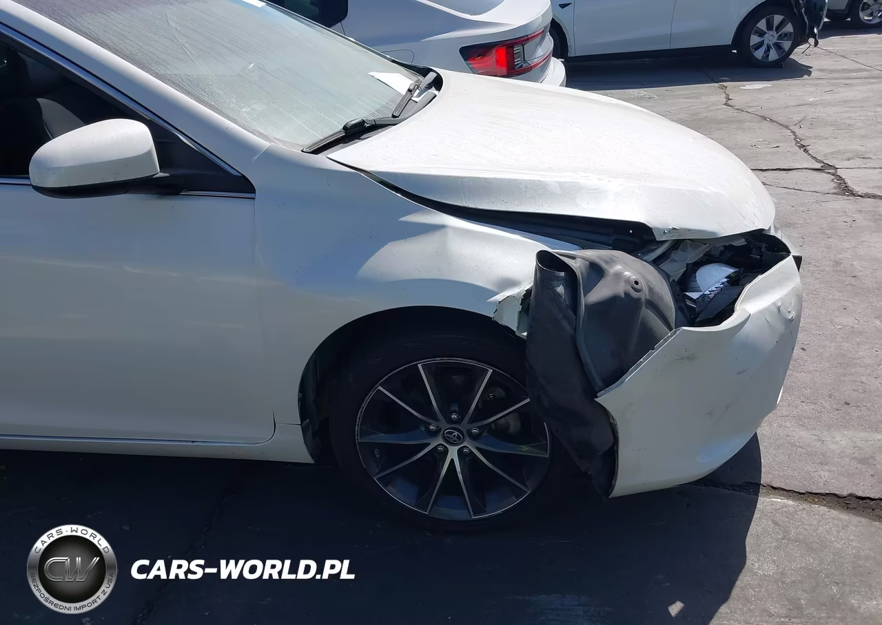 2017 Toyota Camry Xse VIN:4T1BF1FK9HU416585 - 6